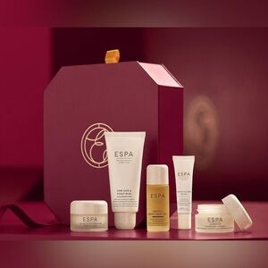 ESPA luxury Skincare gift set includes 5 products.